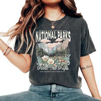 Floral Protect Our National Parks Retro Nature Conservation Women's Oversized Comfort T-Shirt - Thegiftio UK