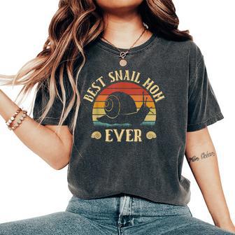 Best Snail Mom Ever Snails Owner Vintage Women's Oversized Comfort T-Shirt - Thegiftio UK