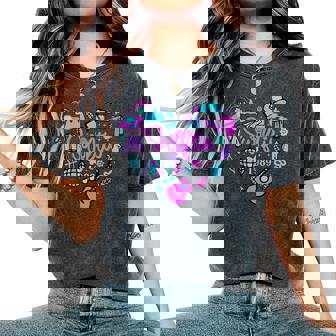 Groovy 80S Taylor First Name Personalized Heart Birthday Women's Oversized Comfort T-Shirt | Mazezy