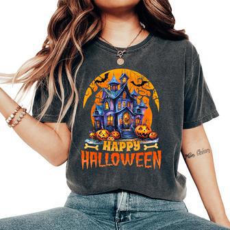 Happy Halloween Haunted House Halloween Costumes Men Women's Oversized Comfort T-Shirt - Thegiftio UK