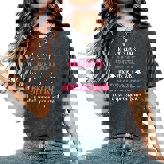 Humour Bricolage Je Neuis Pas Parfaite Mais Bricoleuse T-shirt oversize confortable pour femme - Cadeauxyz