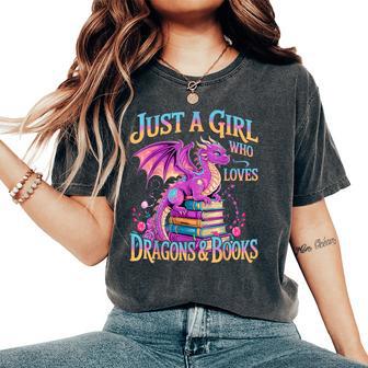 Just A Girl Who Loves Dragons And Books Dragon Reading Women's Oversized Comfort T-Shirt - Thegiftio UK