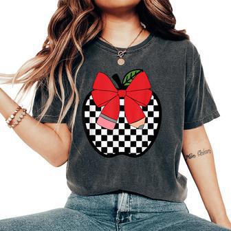 Retro Back To School Teacher Race Checkered Apple Pencil Bow Women's Oversized Comfort T-Shirt - Thegiftio UK