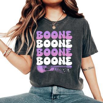 Retro Boone First Name Personalized Groovy 80'S Women's Oversized Comfort T-Shirt - Thegiftio UK