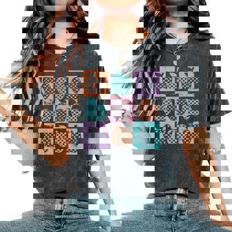 Retro Checkered Summer School Teacher Apple Teacher Apple Women's Oversized Comfort T-Shirt | Seseable CA