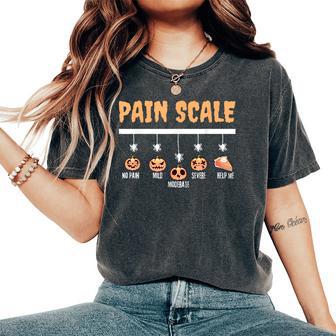 Spooky Pumpkin Pain Scale Trauma Nurse Triage Halloween Fall Women's Oversized Comfort T-Shirt - Thegiftio UK