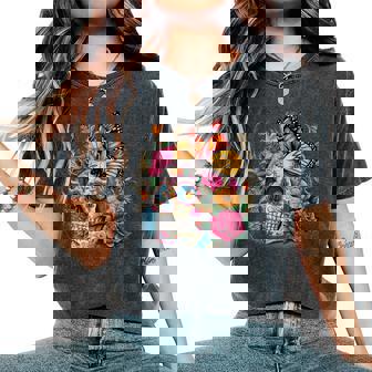 Sugar Skull Butterfly Day Of Dead Halloween Dia De Muertos Women's Oversized Comfort T-Shirt | Seseable CA