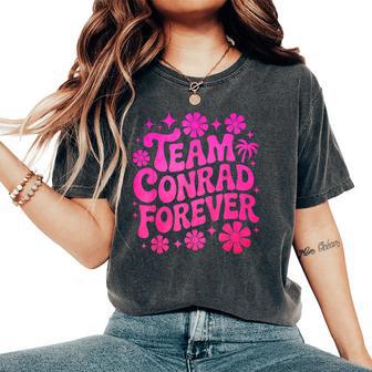 Team Conrad Retro Vintage Groovy Flower Power Vibes Retro Women's Oversized Comfort T-Shirt - Thegiftio UK