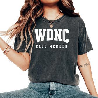 Wdnc Club Member We Do Not Care Perimenopause Women's Oversized Comfort T-Shirt - Thegiftio UK