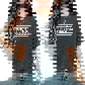 「Nana」ヘボン式「なな」「ナナ」下の名前 ローマ字 名入れ 名乗り ラテン文字 綴り レディースオーバーサイズコンフォートTシャツ - Kawaiitshirt