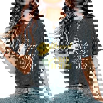 キリスト教聖書の言葉 蝶 バラの花 ヨハネ3 レディースオーバーサイズコンフォートTシャツ - Kawaiitshirt