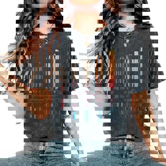 サーフボード サーファー ポートフォリオ サーフボード サーフィン 男の子 女の子 サーフ レディースオーバーサイズコンフォートTシャツ - Kawaiitshirt