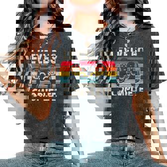 レトロ ゲーム レベル50 コンプリート 誕生日 ギフト 50歳の誕生日プレゼント女性男性ヴィンテージ レディースオーバーサイズコンフォートTシャツ - Kawaiitshirt