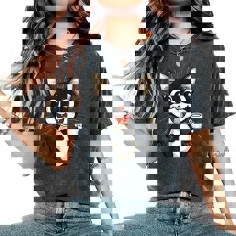 男の子と女の子のための素晴らしい猫のカップ衣装。 レディースオーバーサイズコンフォートTシャツ - Kawaiitshirt