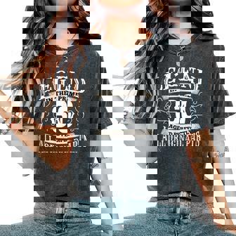 男性への還暦祝い・女性への還暦祝いへのギフト レディースオーバーサイズコンフォートTシャツ - Kawaiitshirt