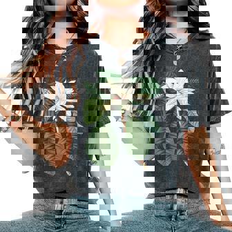 白モクレン花 ボタニカルアート レディースオーバーサイズコンフォートTシャツ - Kawaiitshirt