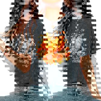 秋の花とカボチャ レディースオーバーサイズコンフォートTシャツ - Kawaiitshirt