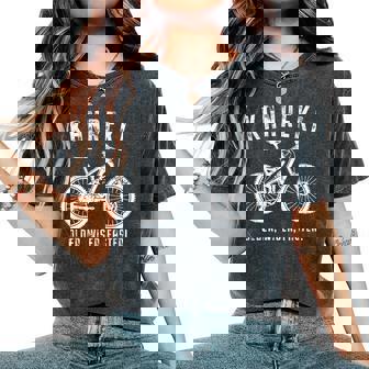 還暦祝い 自転車 マウンテンバイク ロードバイク好き 父 男性 女性 60歳 Older Wiser Faster レディースオーバーサイズコンフォートTシャツ - Kawaiitshirt