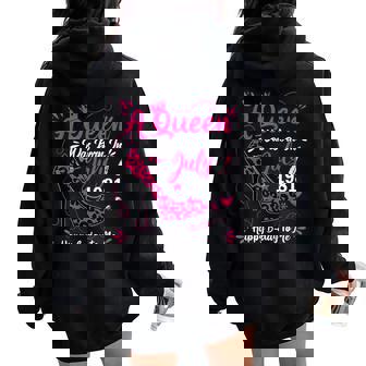 43歳の誕生日 ハイヒール A Queen Was Born In 7月 1981 レディース オーバーサイズ パーカー バックプリント - Kawaiitshirt