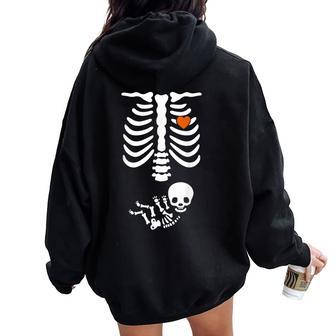 Beer Belly & Baby Skeleton Pregnancy Couples Halloween Mom Women Oversized Hoodie Back Print - Thegiftio UK