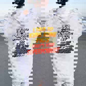 Pig Dad Mom Talkuperpower Kune Kune レディース オーバーサイズ パーカー バックプリント - Kawaiitshirt