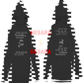 Nesara Gesara、赤い文字。 Hoodie - Kawaiitshirt