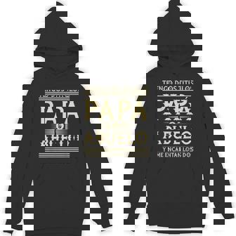 Tengo Dos Titulos Papa & Abuelo Grandfather Father's Day Hoodie - Monsterry