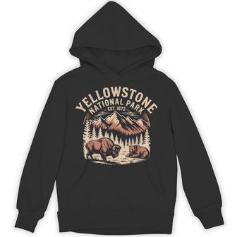 Yellowstone Us National Park Bison Bear Vintage Hoodie - Thegiftio UK