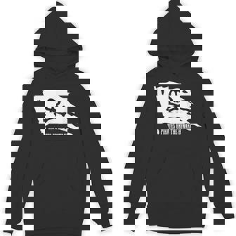 琵琶湖の海賊 ドクロ 旗 日本の景勝地 パロディ Biwako 滋賀県 日本 Hoodie - Kawaiitshirt