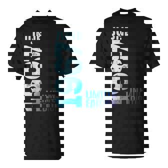 1967年6月、1967年レトロ、1967年ヴィンテージ限定版、1967年。 Tシャツ - Kawaiitshirt