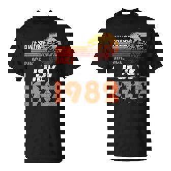 1982年7月から素晴らしい。男女の誕生日。 Tシャツ - Kawaiitshirt