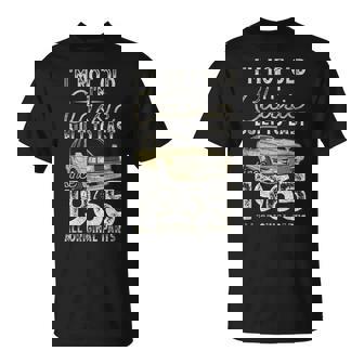 60 歳の誕生日、1965 年以来、クラシックカー、60 歳 Tシャツ - Kawaiitshirt