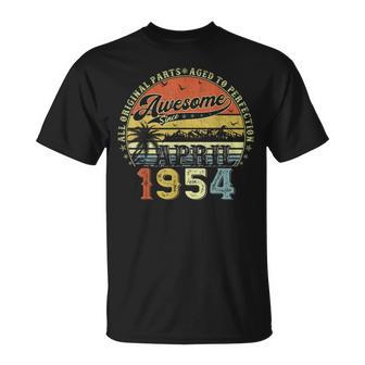 70歳 誕生日プレゼント 男性用 1954年4月 誕生日 ヴィンテージ Tシャツ - Kawaiitshirt