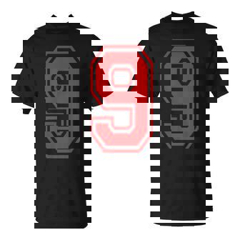 9番のスポーツスタイル。赤。 Tシャツ - Kawaiitshirt
