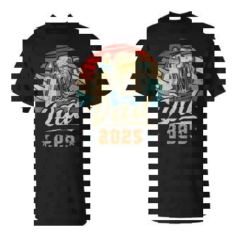 Dad 2025 年のパパ 初めての父の日 若いパパ 新しいパパ Tシャツ - Kawaiitshirt