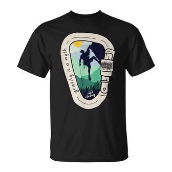 Gravity Is A Myth カラビナ ロッククライミング 山登り Tシャツ - Kawaiitshirt