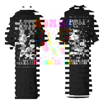 Mamá Del Cumpleañero Princesa Niña Pinchando Unicornios Familia Camiseta unisex - Regaloses