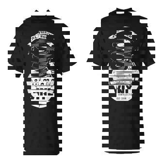 Music Is My Universe レトロなビニールレコードでサウンドを感じる Tシャツ - Kawaiitshirt