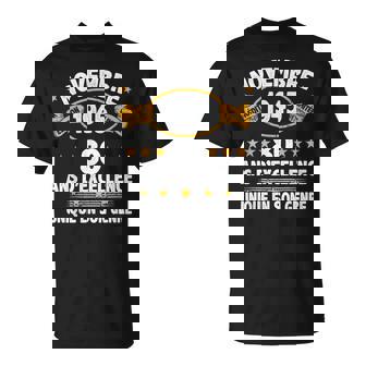 Novembre 1945 80 Ans Homme Cadeau Anniversaire Novembre 1945 T-Shirt - Cadeauxyz