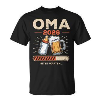 Oma 2026Chwangerschafterkünden Oma 2026 Loading T-Shirt - Geschenkecke