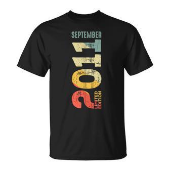 Retro 2011Eptiembre 2011 Año 2011Intage 2011 Desde 2011 Camiseta unisex - Regaloses