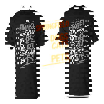 Springfieldでは、They Eating The Cats The Dogs The Pet Tシャツ - Kawaiitshirt