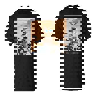 アラビア砂漠でサングラスをかけた猫、ドバイにマッチ。 Tシャツ - Kawaiitshirt