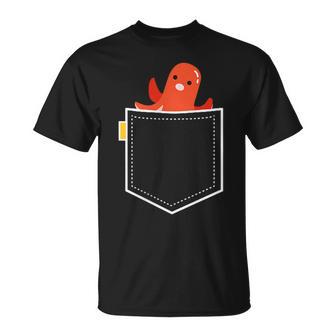 タコさんウインナー たこさん ウインナー 食べ物 イラスト ワンポイント ポケット デザイン かわいい おもしろ Tシャツ - Kawaiitshirt