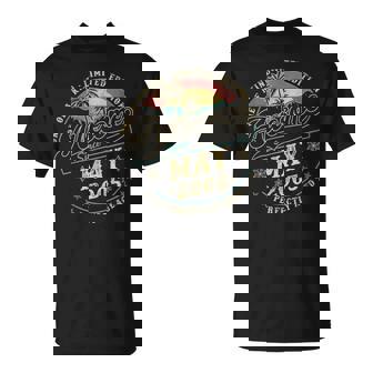 レトロな20歳の男性向け誕生日プレゼント 2005年5月 20歳 Tシャツ - Kawaiitshirt