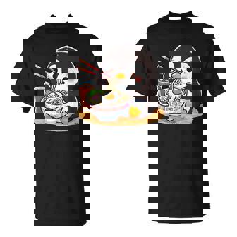 箸でラーメンを食べるかわいいペンギン Tシャツ - Kawaiitshirt