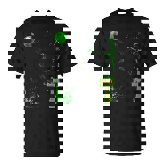 緑のスプレーの木のけん玉を渡ってガラスの球体に煙の波 Tシャツ - Kawaiitshirt