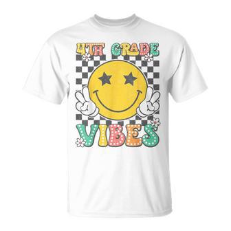 4Th Grade Vibes Retro Groovy Back To School Fourth Grade T-Shirt - Thegiftio UK