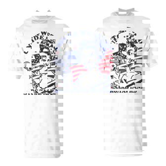 4Th Of July United We Stand Margaritas In Hand T-Shirt | Mazezy