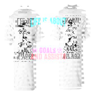 Life's About Goals And Assists サッカー 面白いサッカー選手 Tシャツ - Kawaiitshirt